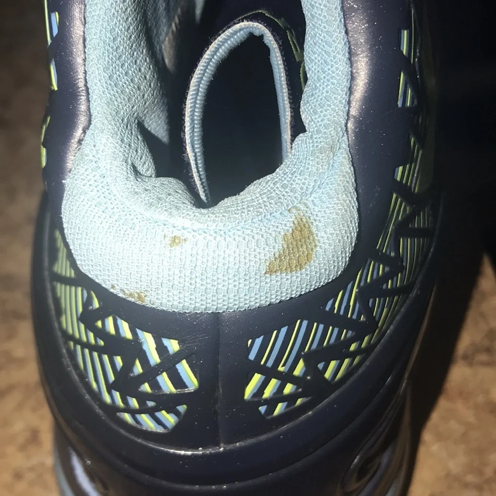 Men’s Under Armour Sneakers